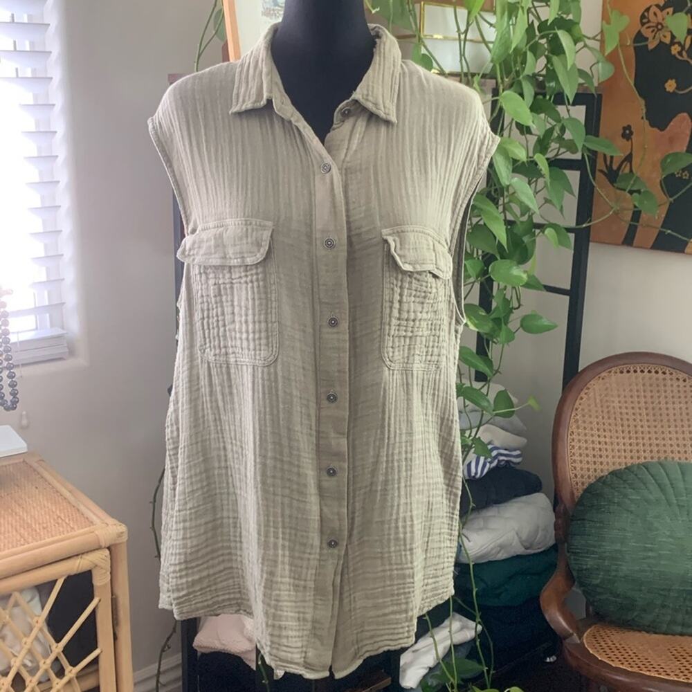 Free People Washed Green Gauzy Cotton Button Down Beach Resort Sleeveless Top